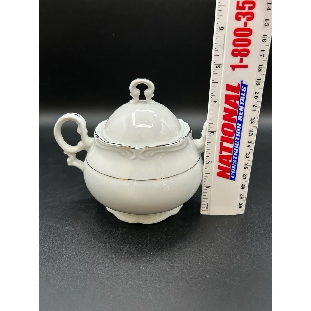 VTG Harmony House Darlene Fine China Sugar Bowl with Lid Pattern 3848
